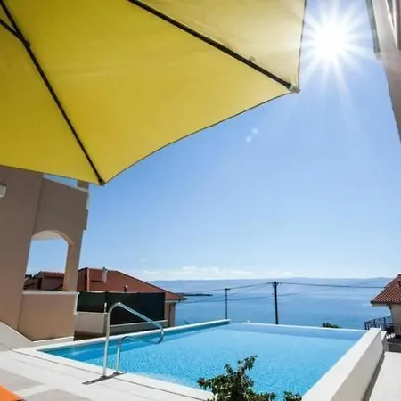 In Mit Grosser Terrasse By Interhome Apartman *
